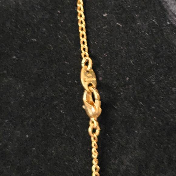 Avon Gold Tone Necklace w/Pink Stones & a Teardrop Pendant w/ Box 9.5" - Picture 5 of 6